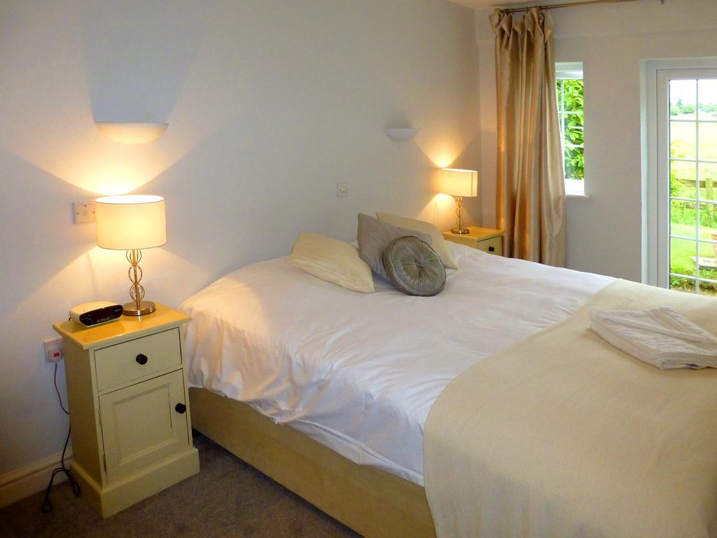 The Peacock Country Inn Chinnor Екстер'єр фото
