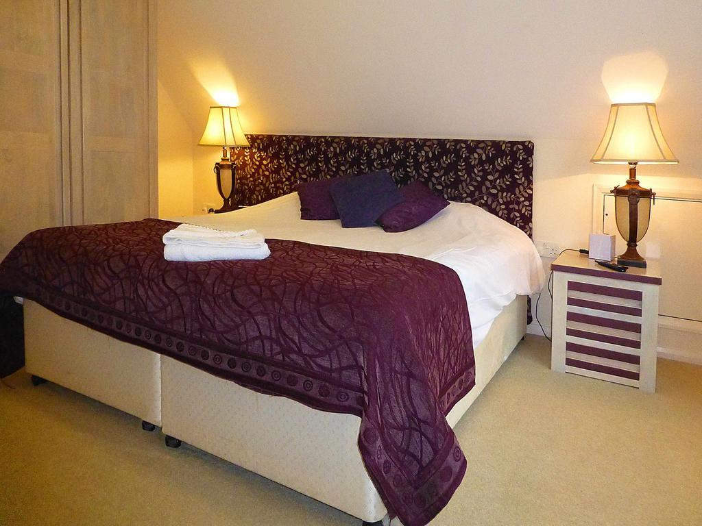 The Peacock Country Inn Chinnor Екстер'єр фото