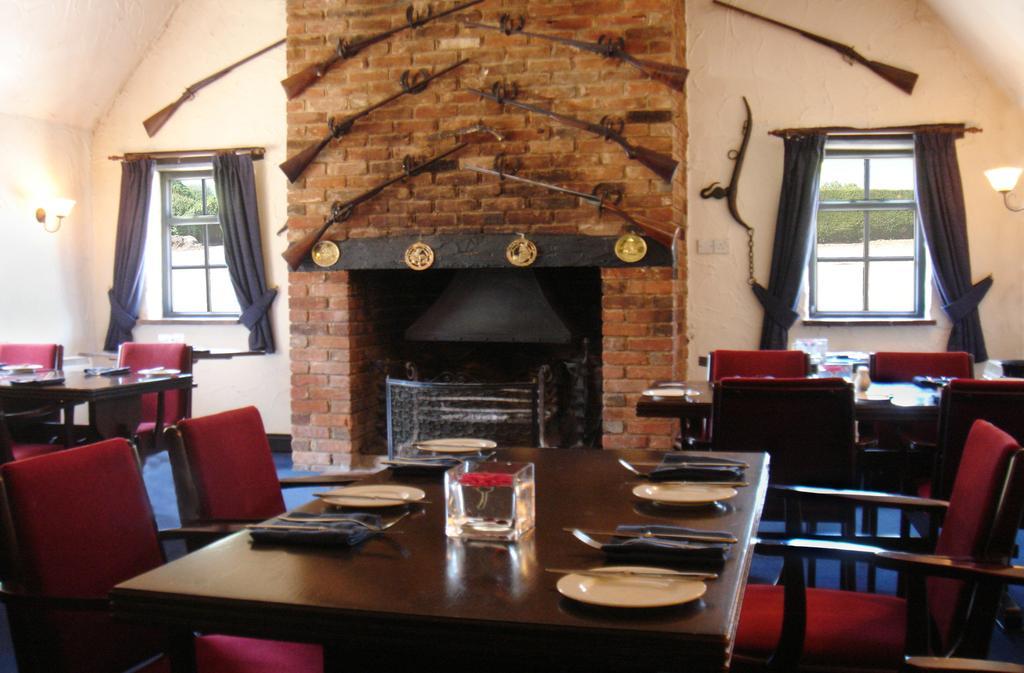 The Peacock Country Inn Chinnor Екстер'єр фото
