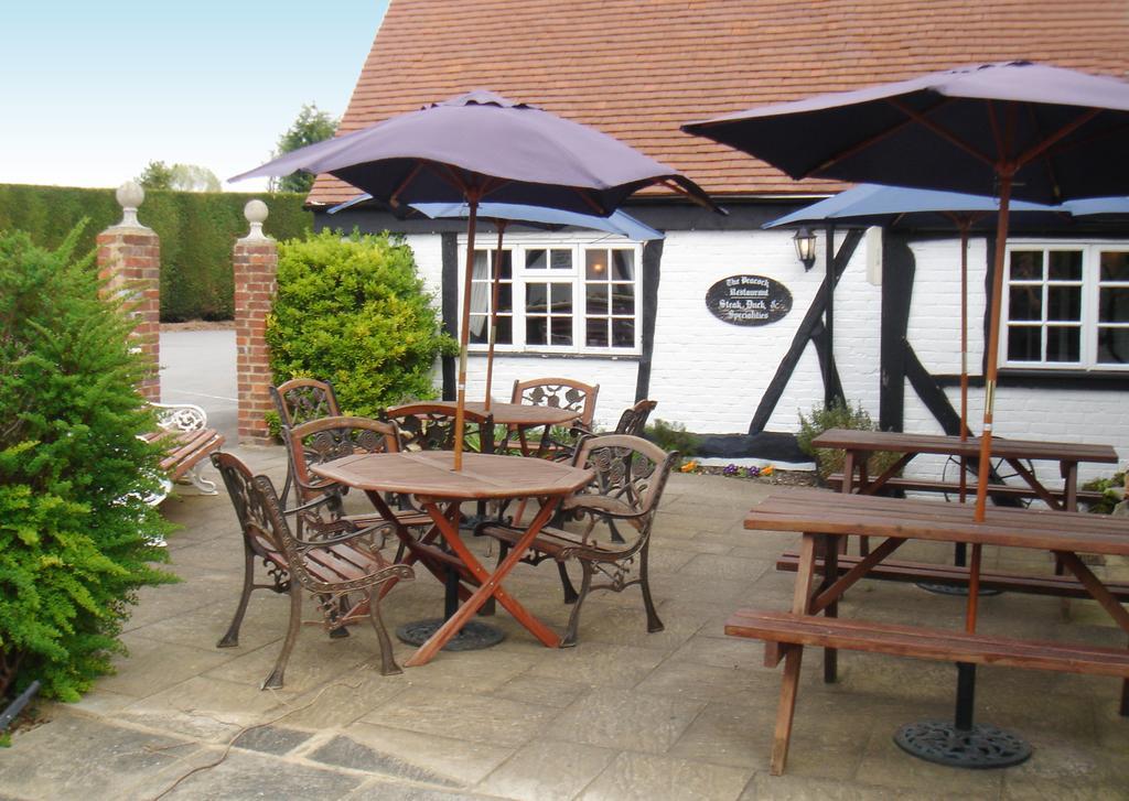 The Peacock Country Inn Chinnor Екстер'єр фото