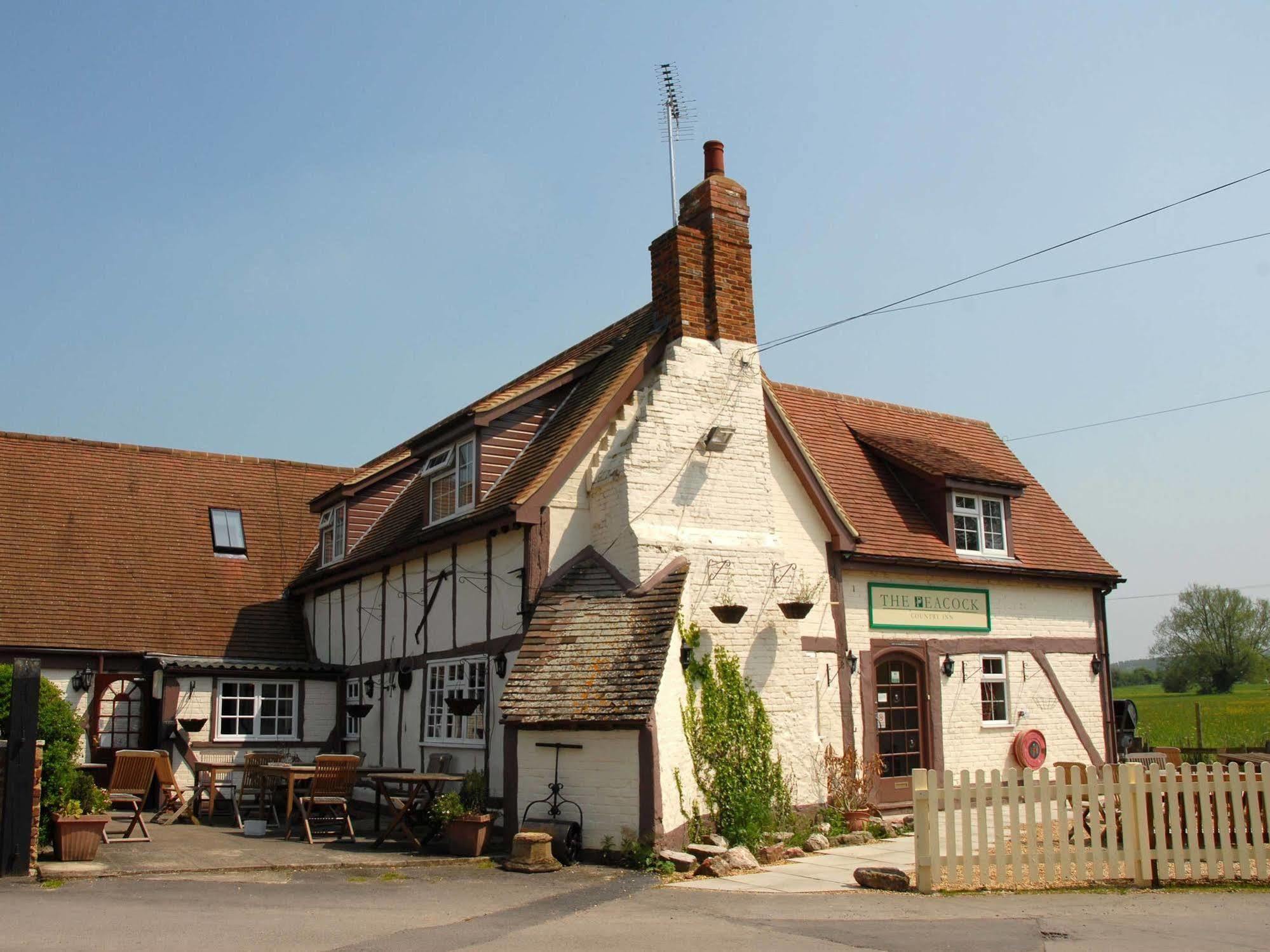 The Peacock Country Inn Chinnor Екстер'єр фото