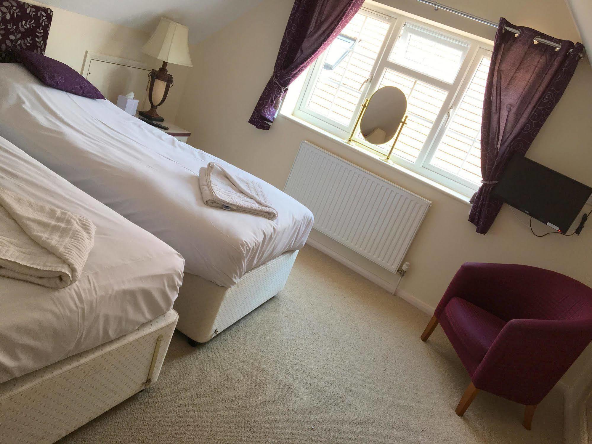 The Peacock Country Inn Chinnor Екстер'єр фото