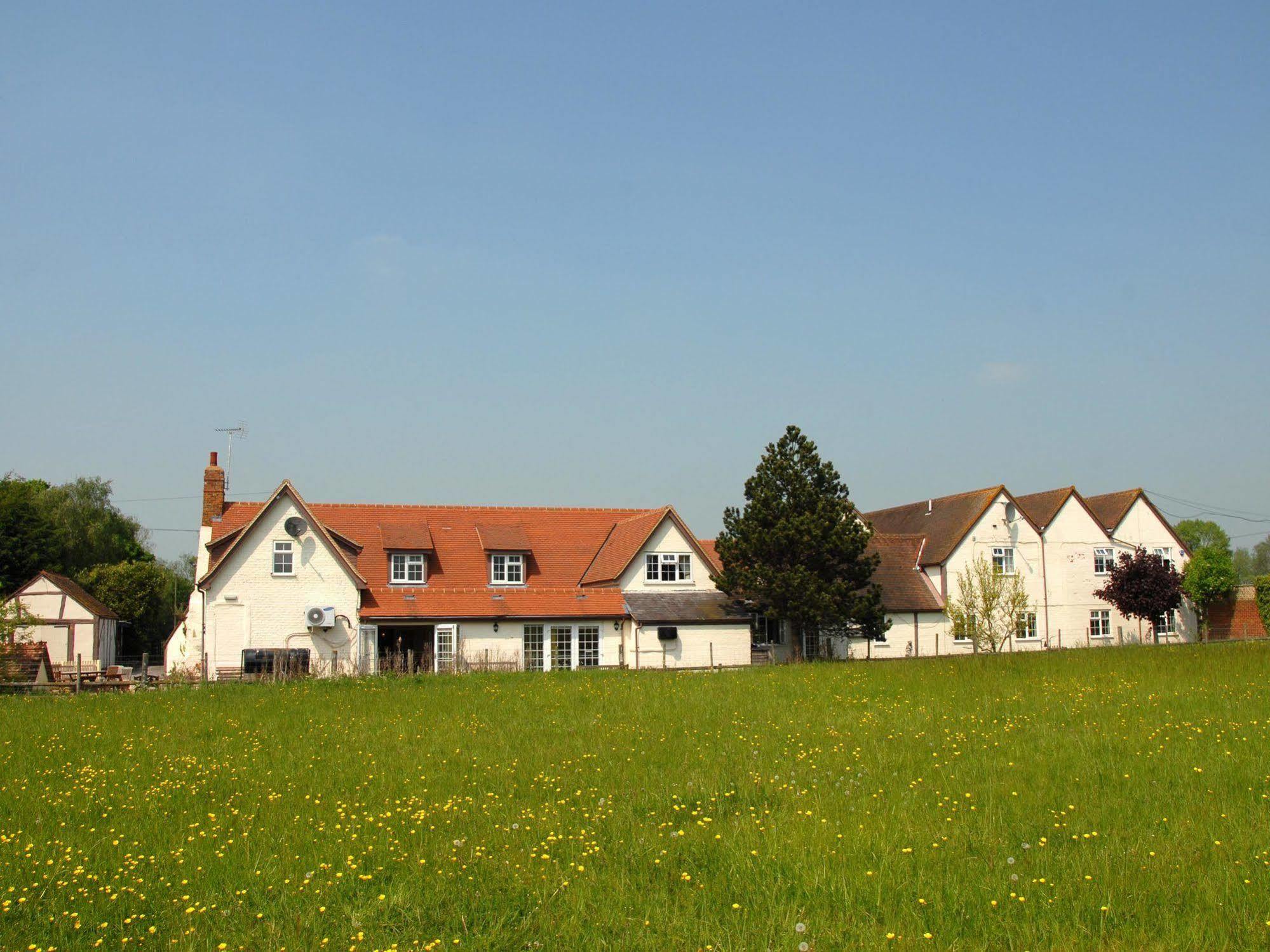 The Peacock Country Inn Chinnor Екстер'єр фото